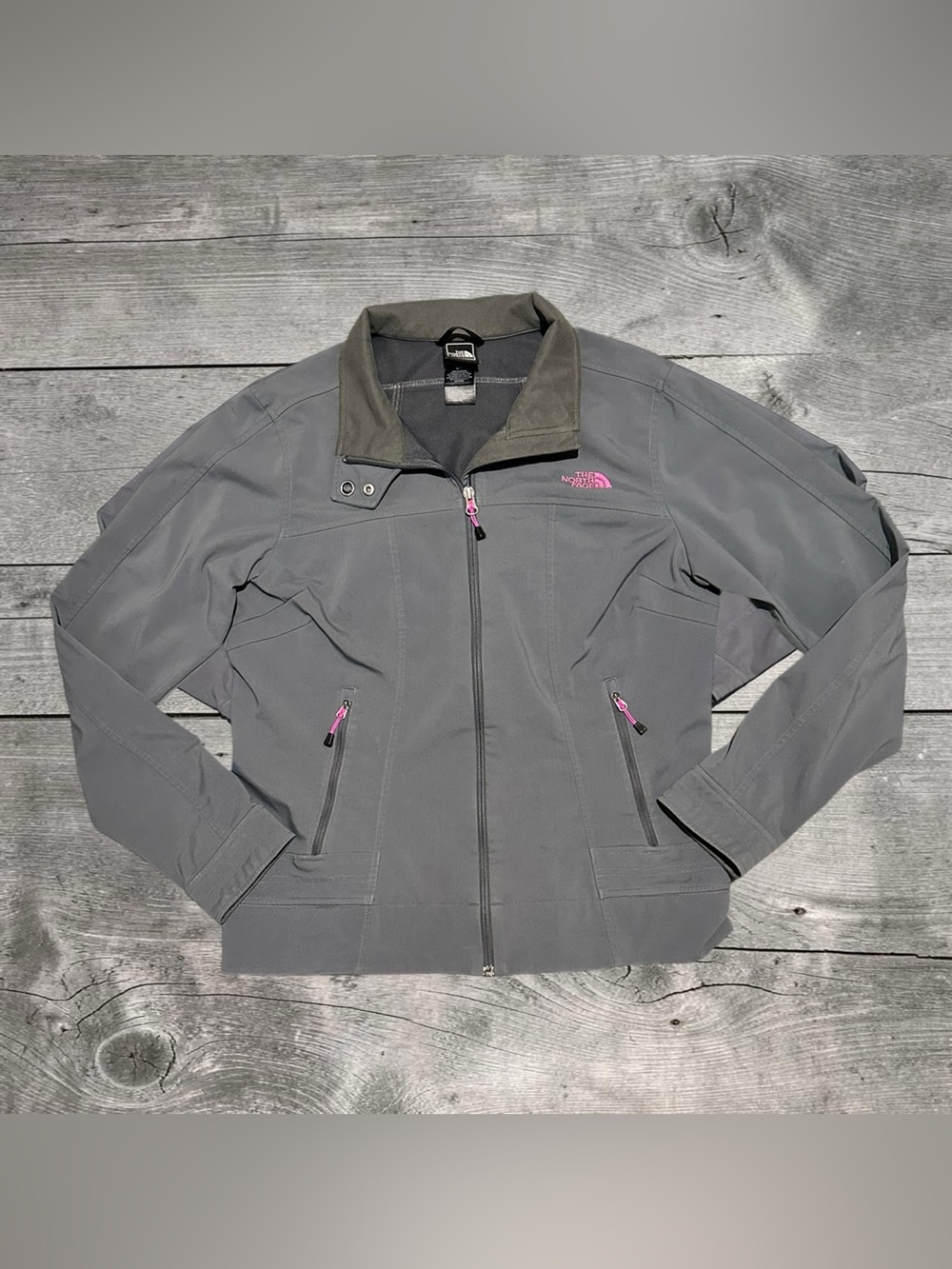 The North Face Calentito Softshell Jacket Women’s L Gray Pink Logo A7WZ
